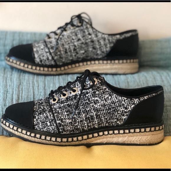 Karl Lagerfeld Lena 9 Oxfords Woven Round Toe - Picture 6 of 7